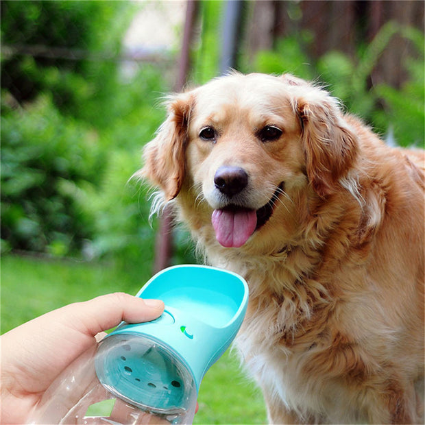 Garrafa de água portátil ao ar livre para copo de água para animais de estimação